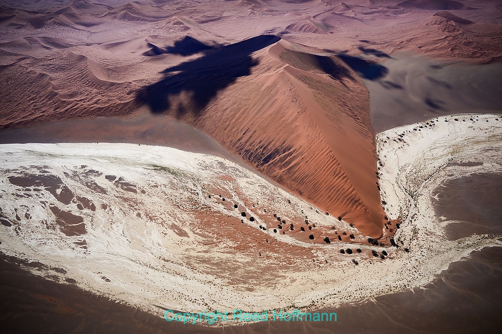 20250427_NamibiaD05_147EE.DNG