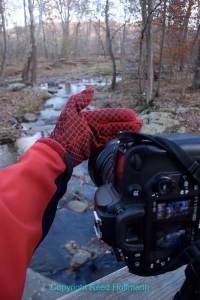 With the camera on a tripod, I moved my hand in front of the lens to reduce the amount of light coming in the upper half. Nikon V3, Program mode, ISO 160, 1/60 at f/3.5, Nikon 10-30mm f/3.5-5.6 lens at 10mm. Photo copyright Reed Hoffmann.